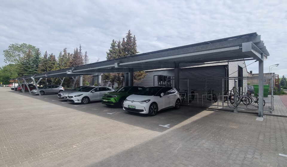 Parking firmowy